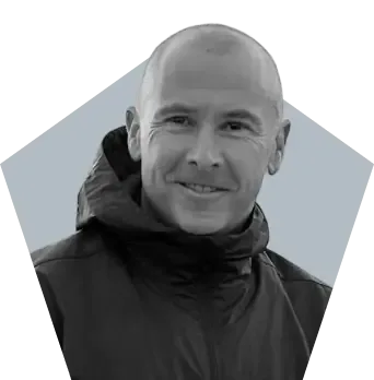 Headshot of Andrew Gray