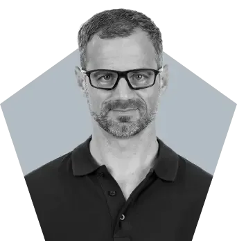 Headshot of Sven Herzog