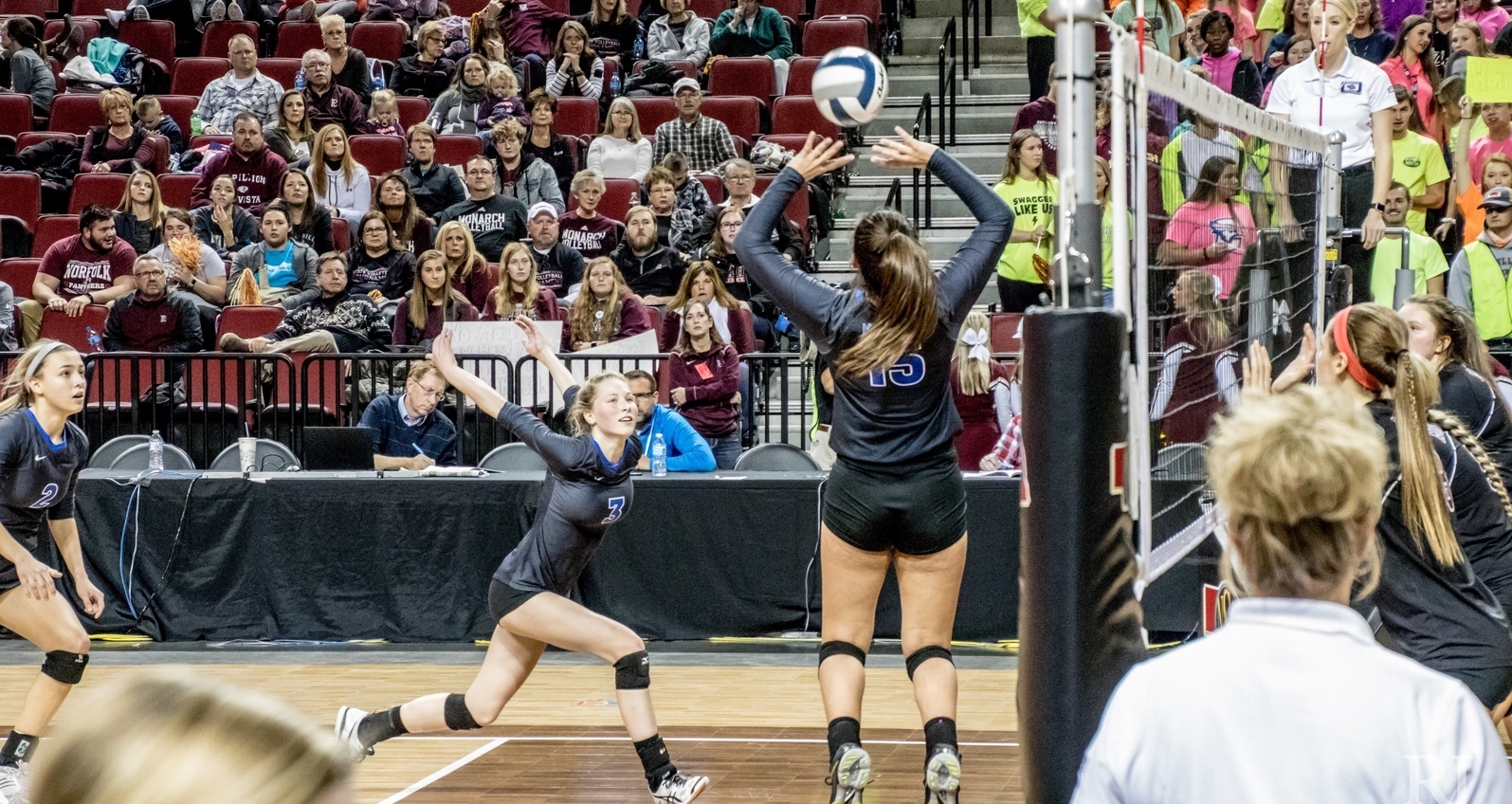 Drills to Elevate Your Volleyball Team’s Ball Control • Hudl Blog
