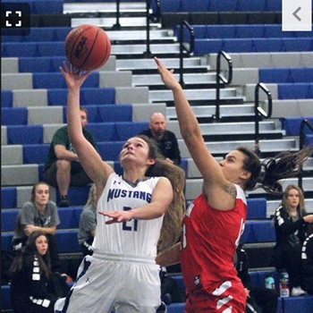 Natalia Raygoza-Moore