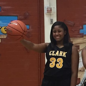 Haley Daniels Hudl Haley daniels is an actress, known for офис (2005). hudl