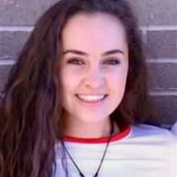 Zoe C Bibb