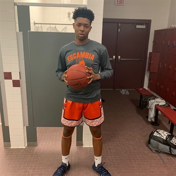 Zyshaun Henderson