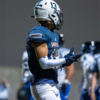 Matthew Fernandez #13