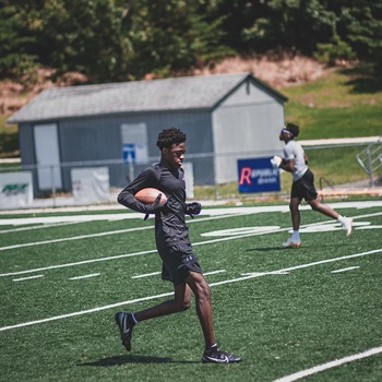 Isaiah Clay