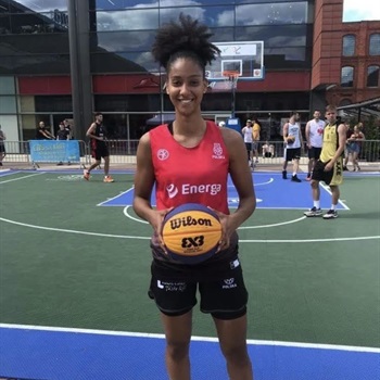 Syanne Courtney Mohamed