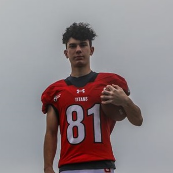 Cruz Evans