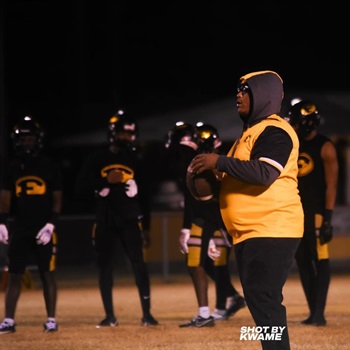 Coach Kendarius Jones