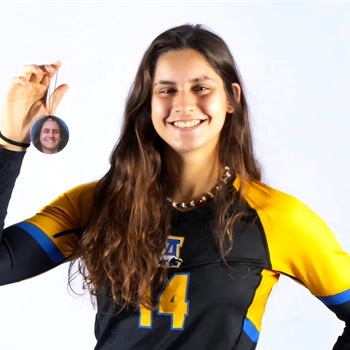 Larissa Barreiros Scatamburlo