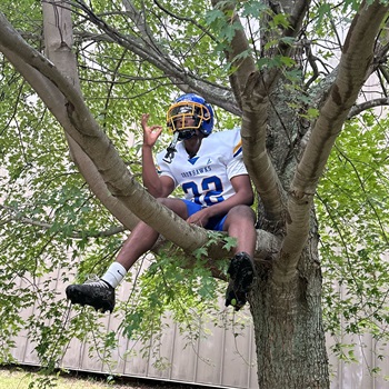 Elijah Stozek