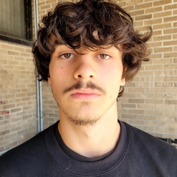 Lucas Desbiens-Girouard