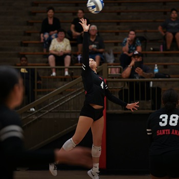 Alexis (Lexi) Esparza