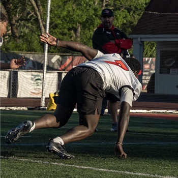 Elijah Loum