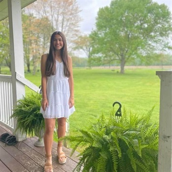 Gabriella gabriella.price@jmlocalstudent.com