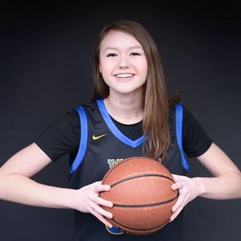 Addelyn Lefever - Hudl