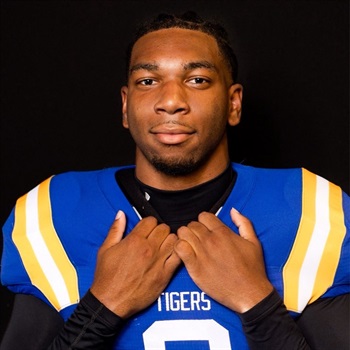 Javien Thompson