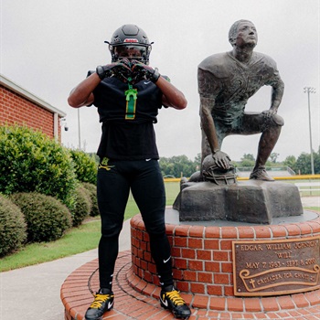 Demetrius Jones