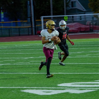 Jovoni (JoJo) Davenport