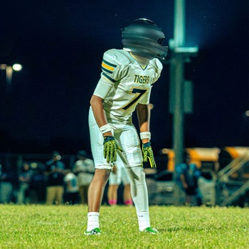 Dominique (Deuce) Dade ll