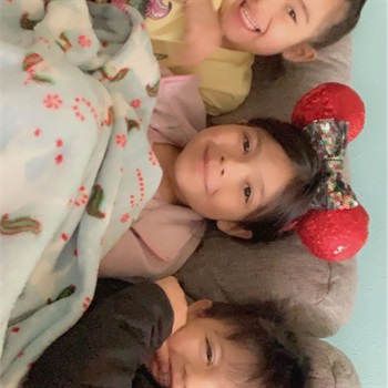 Josie Martinez - H/M