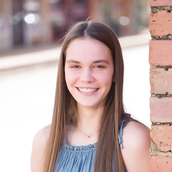 Bella Slaydon