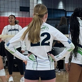 🏐Hannah Brashier🏐