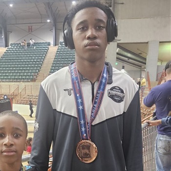 Charlamus Dennis III