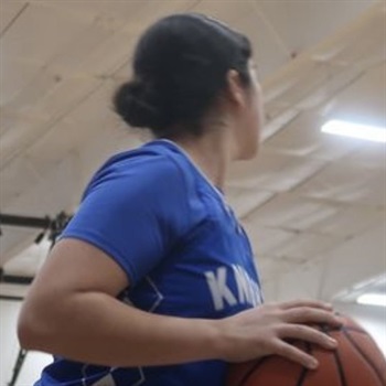Mia Valdez