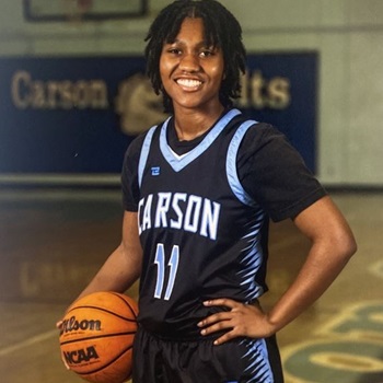 Niya Carpenter