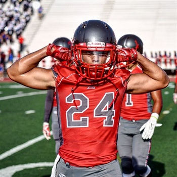 Manuel Villareal #24 OLB