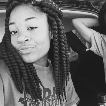 Makia Willis (kia)