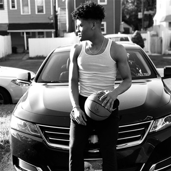 Isaiah Graves