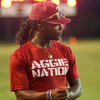 Coach Jacori Simpkins