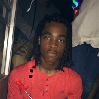 Deante Holmes