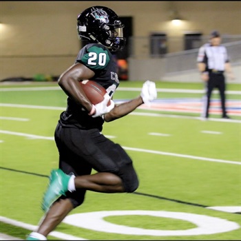 Demetris Gardner-Holmes