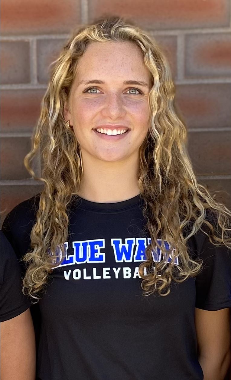 Ellie Moore’s Instagram, Twitter & Facebook on IDCrawl